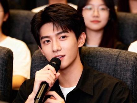 #歌曲窝囊废 #刘凤瑶 #谭维维 “一人时是兵也是将,无依无靠时自己就是千军万马!”#脱口秀 #情感共鸣