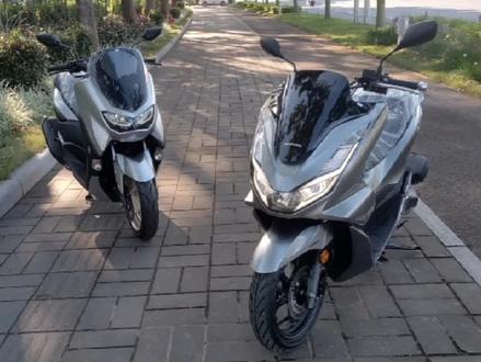 PCX160对比NMAX155简单测评,看完之后你觉得哪个会是你的菜#本田 #pcx160 #雅马哈 #雅马哈nmax155 #踏板