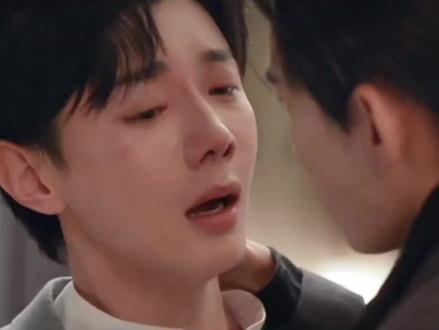 游主任的破碎感拉满了……心碎与深爱的极致拉扯感溢出来了……游菩萨,你真的自由了吗?……#樊霄游书朗 #心碎的声音