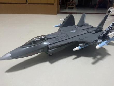 森宝积木歼35拼装