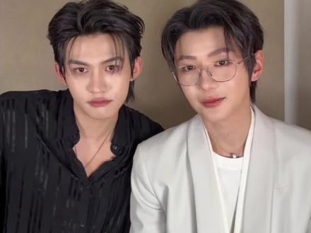 看到这段的时候,直接泪目,看完直播还是泪流不止,剪这段的时候一直在哭。祝云熠久久#郝熠然#云旗#云熠直播