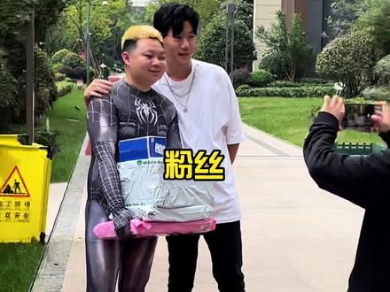 这个缅甸大黑蟒能上个大热门吗哈哈哈哈哈哈@扯老板的Vlog🔥