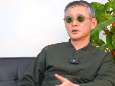 很喜欢和东北人相处,因为不怕说了上句话没人接下句、场子会尴尬冷下来。评论区也可以聊一下你们身边觉得聪明的人做的聪明事?#东北 #人际交往 #生活感悟 #地域特色