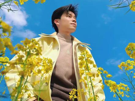 油菜花自拍技巧 三个超出片的油菜花拍照技巧,简单易学#手机摄影 #自拍技巧 #油菜花拍照 #自拍神器 #油菜花的季节