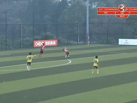 凉山队顽强拼搏,在比赛最后两分钟连扳两球逼平内江,进入点球大战。凉山精神,硬!!!#足球 #体育精神 #比赛现场 #凉山 #唯有足球不可辜负