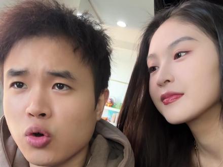 来看看同事们对陈总的评价 #办公室日常 #职场 #欢乐办公室 #迪卡侬 #迪卡侬抓绒三合一