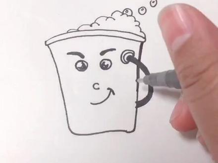 卡通水桶简笔画!五一要到了,小朋友们植树必备工具