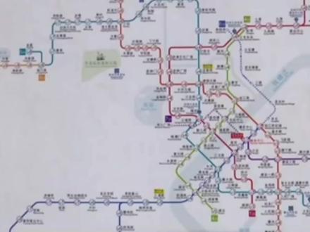 为了迎接亚运会,杭州地铁多次三条地铁同时开通。
2020年12月30日,1号线(下沙江滨—萧山国际机场)6号线首通(我江世纪城—桂花西路/双浦)7号线首通(奥体中心—江东二路)
2022年2月21日,3号线首通(潮王路—星桥)4号线(彭埠—池华街)10号线首通(翠柏路—逸盛路)
2022年9月22日,3号线(文一西路—吴山前村)10号线(学院路—黄龙体育中心)19号线首通(永盛路—火车西站)
其实还有2021年6月28日,8号线 杭海城际 绍兴1号线,绍兴1号线属于绍兴轨道交通运营。2022年4月1日,5号线7号线9号线,都是既有线延长,无新线开通。#杭州地铁#杭州#地铁#轨道交通
#地铁