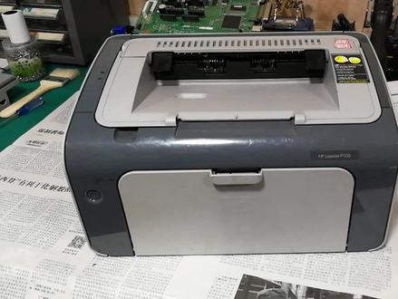 惠普1106打印机不能开机,自动关机!能用筷子解决的事谁还换配件