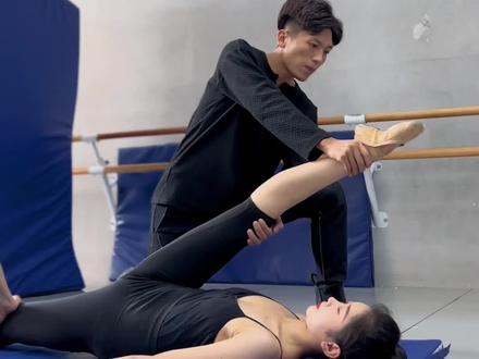 #舞蹈艺考 舞蹈老师对待男生和女生的不同