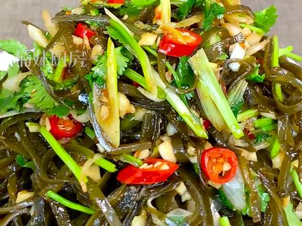 难怪饭店的凉拌海带丝那么好吃,原来是有窍门的,3分钟就学会 #海带丝 #凉拌菜 #海带苗 #海带 #美食教程