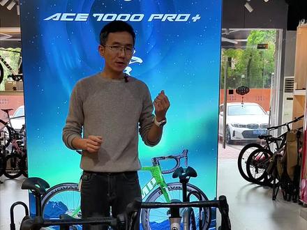 不到7000元,究竟选速比特2026款无敌禧玛诺105机械变速,还是选坎普sr7迈金电子变速呢?#公路车 #坎普 #速比特 #如何选车 #新品上市