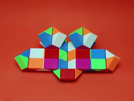 60段百变魔尺折二战飞机#魔尺 #百变魔尺 #魔尺教程 #百变魔尺教程 #60段魔尺 #60节魔尺 #60段魔尺教程 #玩具 #益智玩具 #儿童玩具 #儿童益智玩具 #提高宝宝动手能力的玩具推荐 @抖音小助手