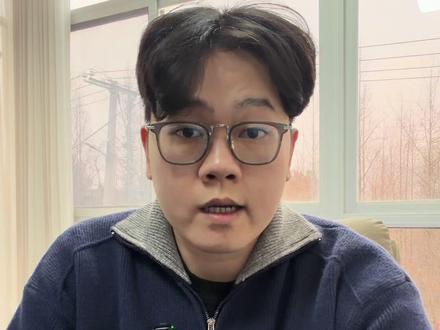 AI这两天能高看的都是细分,前面的核心利欧,光标并没有什么表现这两天,那AI后面加大分歧的时候,这些前面的核心大概率也是躲不掉,这么个位置还是规避好风险,太空光伏今日是来了一个回调,但是龙一协鑫还是顶得住的,看明日能不能带领板块走强#股票#大a