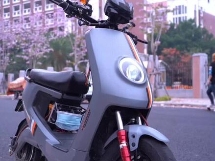 《第三期》改装案例分享 小牛m1
“人不理无名,狗不理m1”全国稀有m1玩家。制作不易,来个小心心#改装案例分享 #电摩 #小牛 #小牛m1