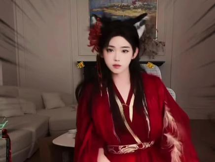 破万了,抖音10万粉赛道历史第一人
#开心元元#破纪录 #妆造 #宠粉赛