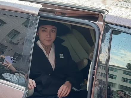 0224赵一博出妆,宝宝看我啦😍#赵一博 #窈窈有期 #云文放 #十个勤天 #横店