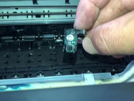 爱普生L4168拆机视频教程!更换保养进纸传感器!#爱普生墨仓式打印机 #惠普打印机 #为大家拼命的打印机 #办公设备 #复印机耗材