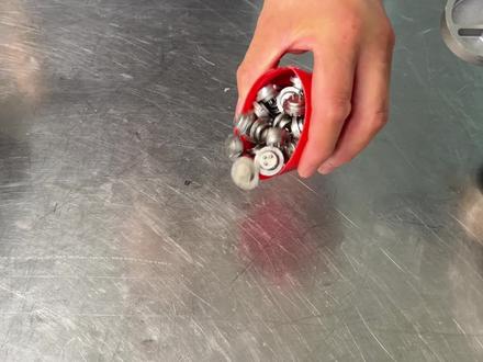 #汽车 上是#自动变速箱 的车友注意,这个视频点赞收藏,#变速箱 坏了,不用花几万更换总成,都是可以维修的!#汽车知识 北京#奔驰 变速箱维修