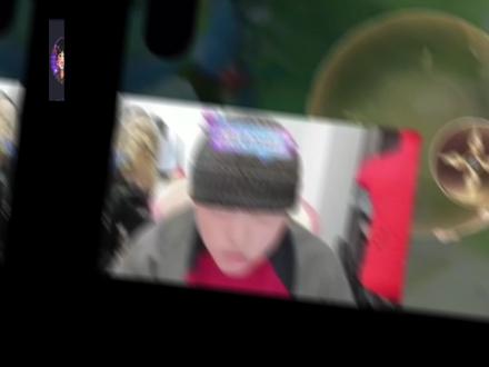 桃黑黑为荣耀王者奋战的19个小时,就这样为我们中路鸣不平 2天,19小时,10颗星,以及两位燃成舍利子的朋友#桃黑黑 #王者荣耀 #桃黑黑游戏直播 #游戏资讯 #搞笑