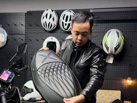 这次真的强烈推荐所有小牛fx、fxt、fx风速车友一款座包,魔创工匠fx坐垫,颜值高,坐得舒服还价格实惠安装简单#小牛电动 #小牛fx风速 #小牛fx#小牛改装