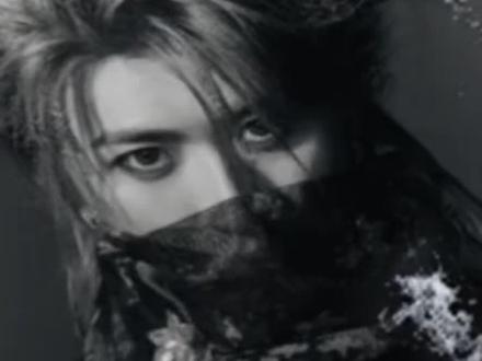 不要再逗我们坤坤大爷了 小心不给我们喂饭!!!!!#我担秒了全世界 #蔡徐坤新专辑 #蔡徐坤