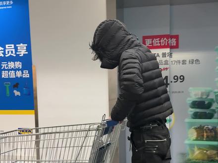 别穿的像个小孩一样了#pulb #鹅绒服
