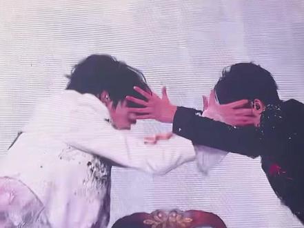 橹穆合作舞台《来自天堂的魔鬼》#橹穆 #橹穆双人舞台 #王橹杰 #穆祉丞 #来自天堂的魔鬼