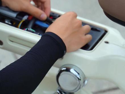 电动自行车能私自改装吗?能不能把速度改快点?当然不行!不止不能还速度,还有这7处都是严禁改装的!#新国标电动车 #电动车 #dou是好车 #每天推荐好车 #让骑行成为一种生活