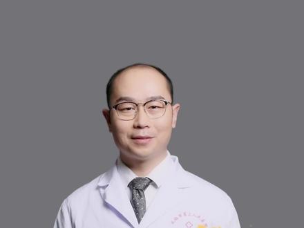 喝酒之后脸红好还是脸白好?#喝酒 #喝酒上脸 #李医生谈大脑与心理 #医学健康科普 #医生