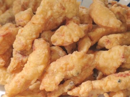 炸酥肉时,不要乱调面糊乱加水,教你正宗的做法,凉了也不回软