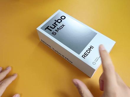 零售版红米Turbo5Max开箱,唯一的亮点可能是价格了! #红米Turbo5max #红米手机 #红米 #手机开箱 #小米