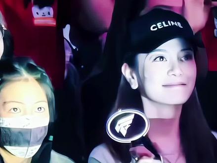 从女儿出生就被保护得严严实实,9年后终于公开亮相,这一眼值了
#F4深圳演唱会 #F4 #F4演唱会 #周渝民