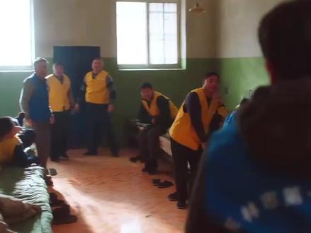 二进看守所,像极了回家#电视剧老舅