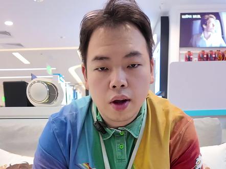 姐妹们!是谁还在纠结送礼没新意?🤯 来鹰巢数码,解锁这台文石P6pro小彩马——海淀学霸的“摸鱼神器”!彩色墨水屏护眼不反光,地铁上看文献、咖啡馆里做手账,颜值抗打还能悄悄开卷~📚✨
🎁 送礼价值拉满:
通勤党:轻薄机身塞进通勤包,碎片时间变身学习/创作搭子
学生党:纸质感阅读+彩色批注,期末复习效率直接拉满
职场人:会议记录同步云端,搭配手写笔直接变身灵感笔记本
🌟 鹰巢独家福利:
会员积分直接抵现,消费满额升级管家级售后
私信暗号“电子搭子”,拉你进「海淀潮玩局」群,抽奖/新品/置换优先解锁!
📍 导航指路:海淀区公主坟翠微百货A座4层鹰巢数码(扶梯右转橙色门头!)
⏰ 营业时间:10:00-21:30(周末有现货体验机!)
#文石彩墨屏 #北京数码探店 #电子阅读器 #送礼推荐 #数码宝藏