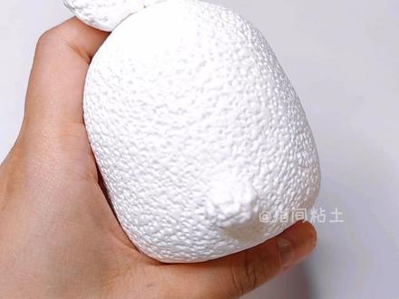 废粘土变身胖胖小玉兔,你也来试试吧!#手工diy #超轻粘土 #我的手工日常 #中秋节手工 #粘土教程