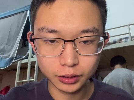 熬那么晚。白天神游。真的不行。睡前不要做过激行为。不然影响睡眠质量。#高考加油 #高中时代