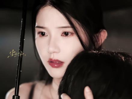 四年前亲手把他捡回家的人又再次把他抛下,可他却寻了她整整四年,功成名就之时意外重逢#野草疯长#锦子#张洪鸣#爱在暗夜里疯长#野草疯长的姐弟恋绝了