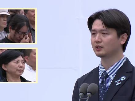 “开场逗笑余华,结尾感动全场”,没有人能毫无波澜的看完这段感言!#刘楚昕 #余华 #泥潭 #漓江文学奖
