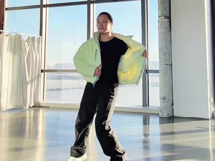 脚步有点难 多练几遍哦#张函瑞进行曲 #分解教学 #镜面舞蹈教程 #迁安自定义街舞 #成人街舞