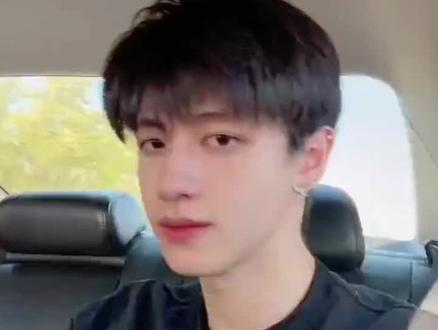 志鑫拔智齿呀#朱志鑫 #全世界最好的朱志鑫 #朱志鑫断层c位全能队长
