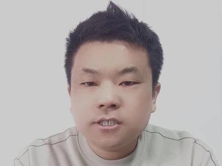西安上空出现不明飞行物 就在4月28日傍晚,西安上空出现不明飞行物。
#西安不明飞行物 #天空异象 #不明漂浮物 #奇闻趣事 #同城热点