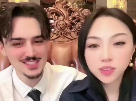 缘分让你相遇,请好好珍惜,雪宝的家人都希望你们俩个永远幸福快乐!