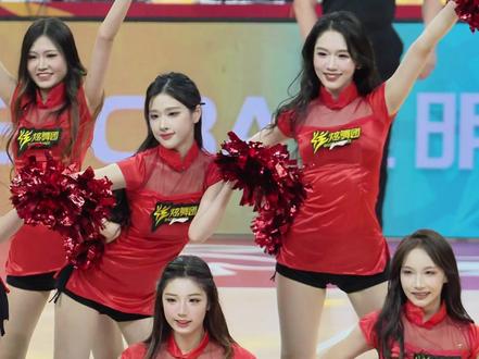 输一场球没所谓啦。啦啦队不输其他队就行。 话不多说,来看#炫舞团职业啦啦队 。#篮球宝贝 #啦啦队 #CBA