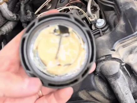 发动机进水先别着急大修,先换这个配件有惊喜!#每天分享科普知识 #冷知识科普 #行业冷知识