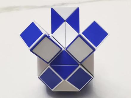 #益智玩具 #儿童玩具 #魔尺教程 是菠萝还是手机支架?猜猜怎么折的?快跟我学起来吧!用36段魔尺就可以完成奥!关注我,解锁更多玩法!@DOU+小助手 @抖音小助手