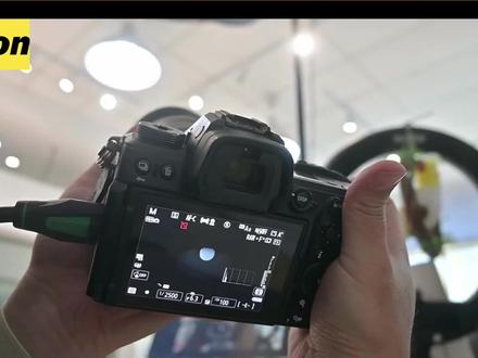 月全食拍摄攻略来了!元宵节巧遇月全食,千万不要错过,利用尼康相机的包围曝光,两分钟教您拍出红月亮#尼康#摄影教学#拍月#血月#月全食@尼康中国 @尼康华聿专卖店