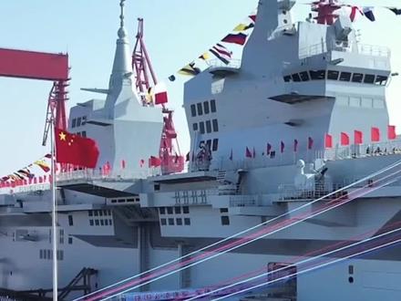 四川人民喜提#四川舰,一觉醒来痛失#航母 命名权,“含泪”接受全国网友祝福。