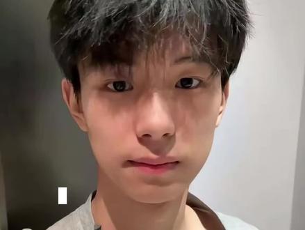 当我把一张平平无奇的照片发给豆包,于是我得到了…#豆包指令#给豆包一张平平无奇的照片#爆改豆包ai指令#豆包ai#豆包P图已经nextlevel了