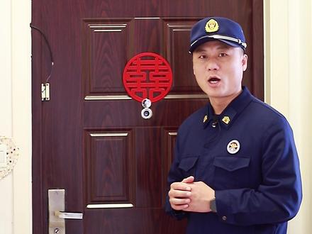 高层逃生自救技巧,观看一分钟 受益一辈子#暖心正能量#消防知识 #蓝朋友的守护 #消防救援 #消防员日常 #为你赴汤蹈火 #消防